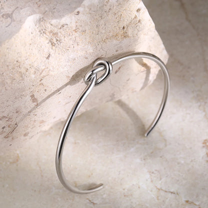 Minimal Love Knot Bangle